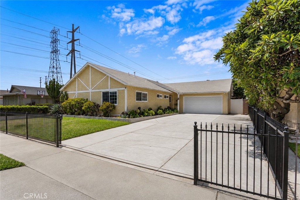7689 Holder Property Photo 11