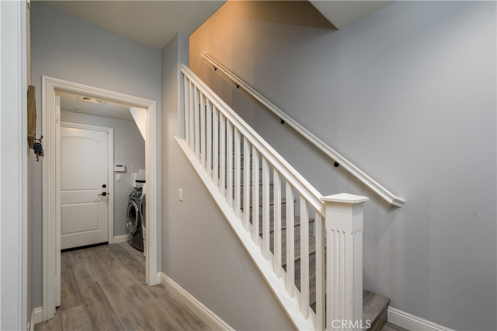 634 S Melrose Property Photo 4