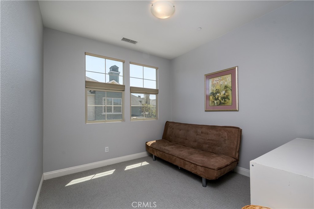 634 S Melrose Property Photo 13