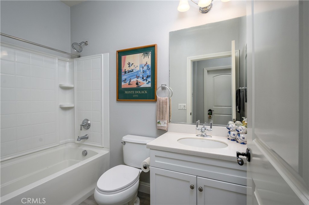 634 S Melrose Property Photo 17