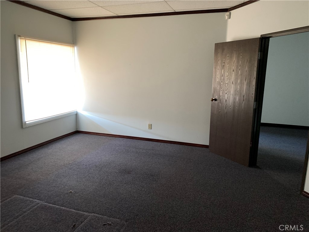 5850 Etiwanda Avenue Property Photo 3