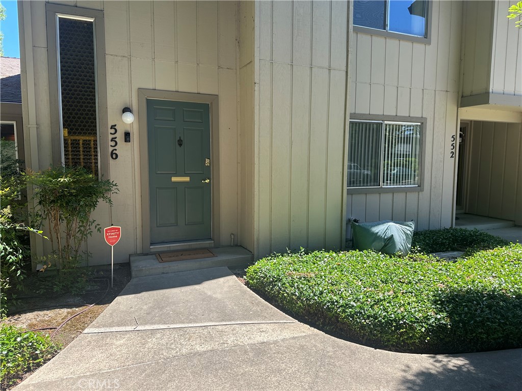 556 Windward Property Photo 1