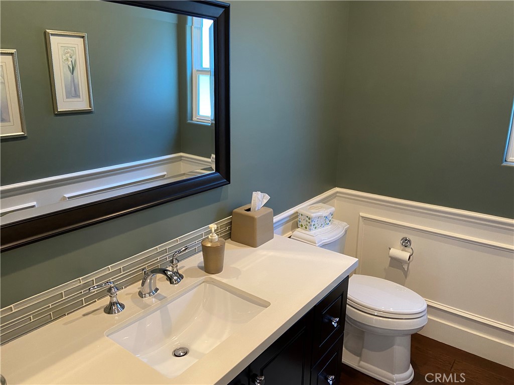 4470 Stansbury Avenue Property Photo 24