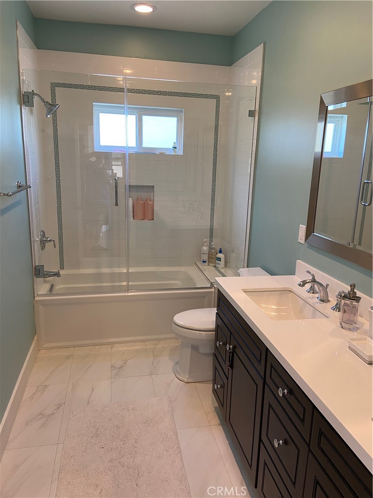 4470 Stansbury Avenue Property Photo 41
