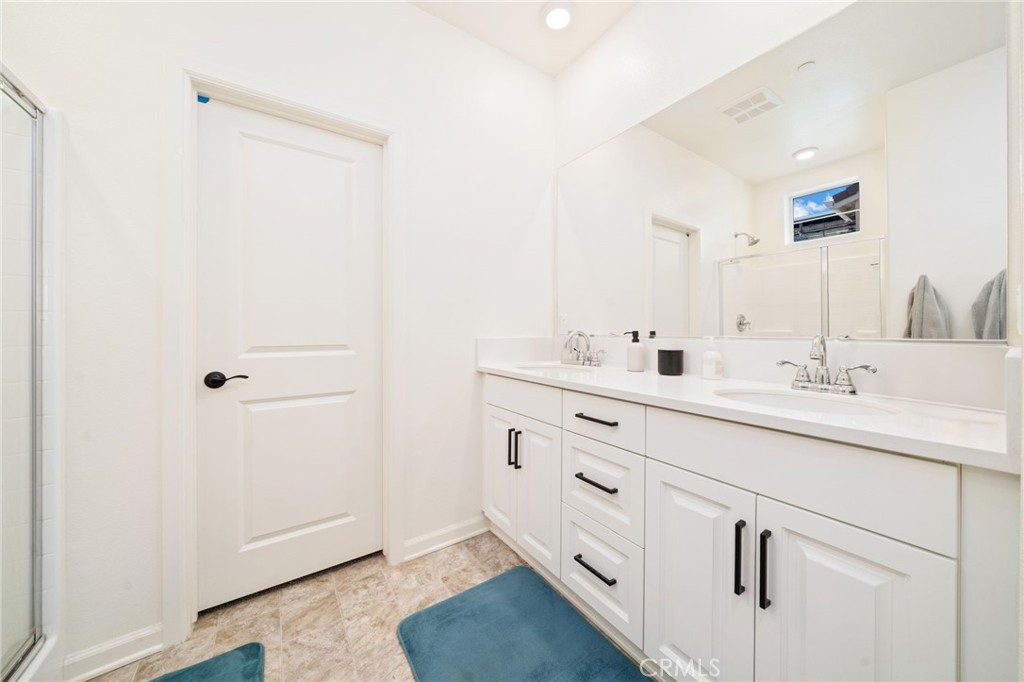 4052 Summer Way Property Photo 11