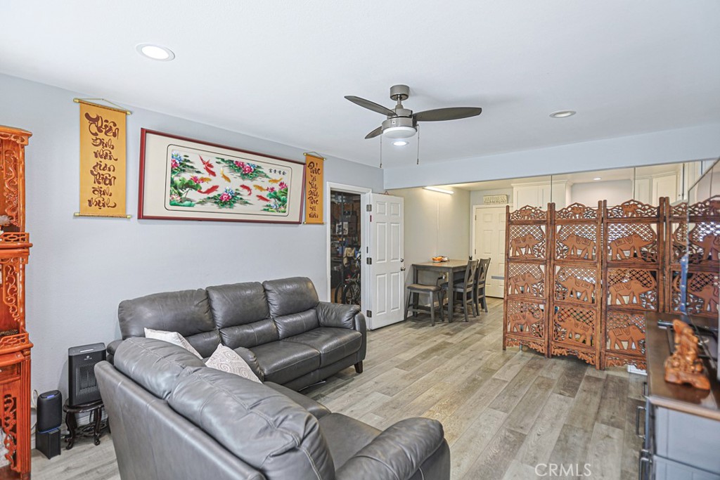 14671 Hunter Ln Property Photo 8