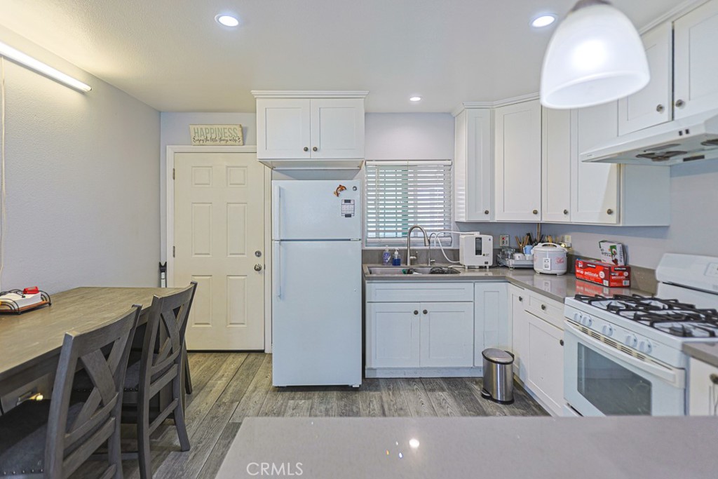 14671 Hunter Ln Property Photo 10
