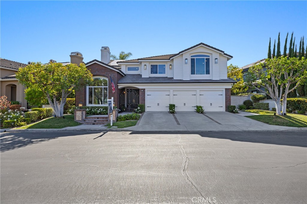 17 Brentwood Property Photo 2
