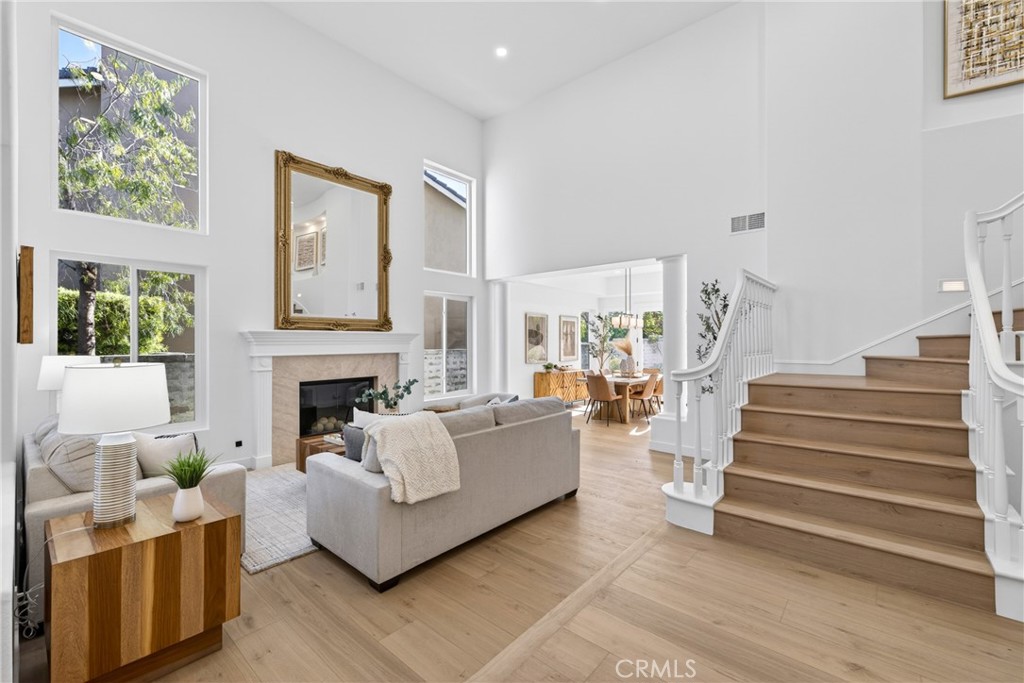17 Brentwood Property Photo 8