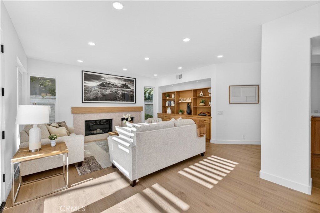 17 Brentwood Property Photo 14