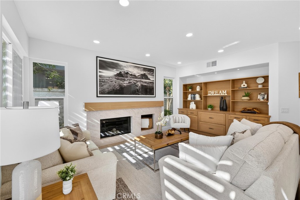 17 Brentwood Property Photo 17