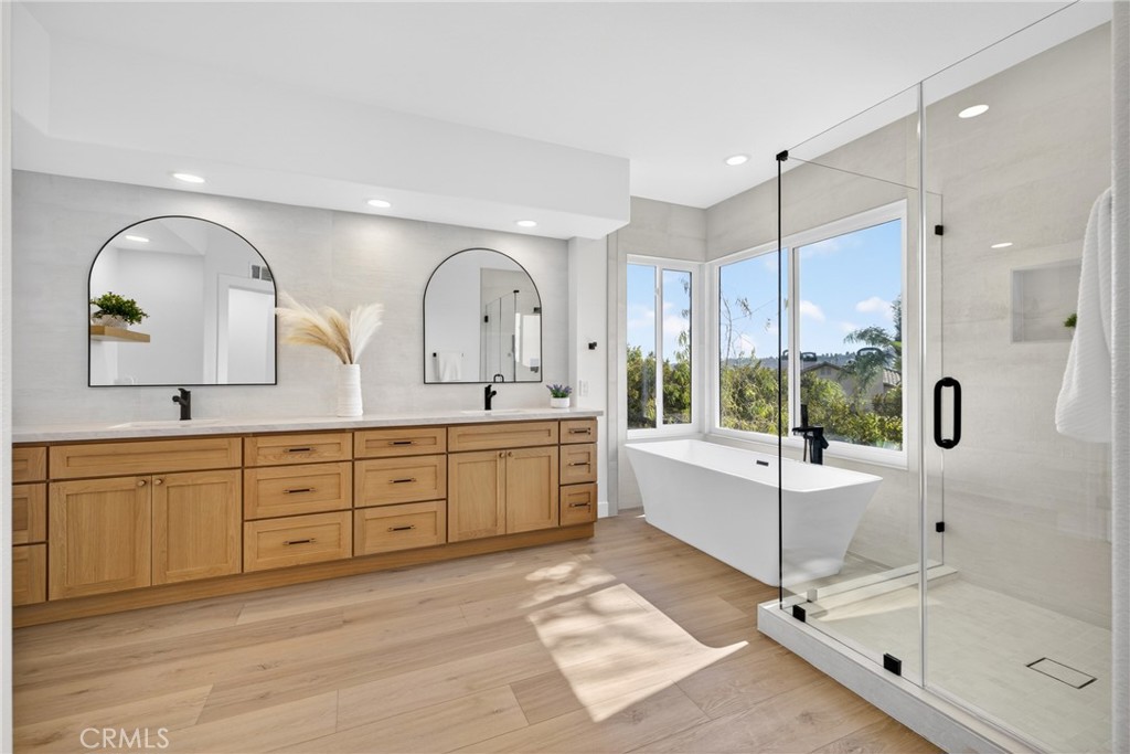 17 Brentwood Property Photo 50