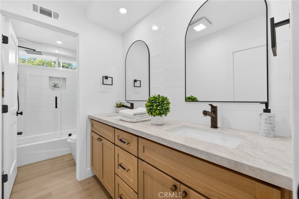 17 Brentwood Property Photo 53