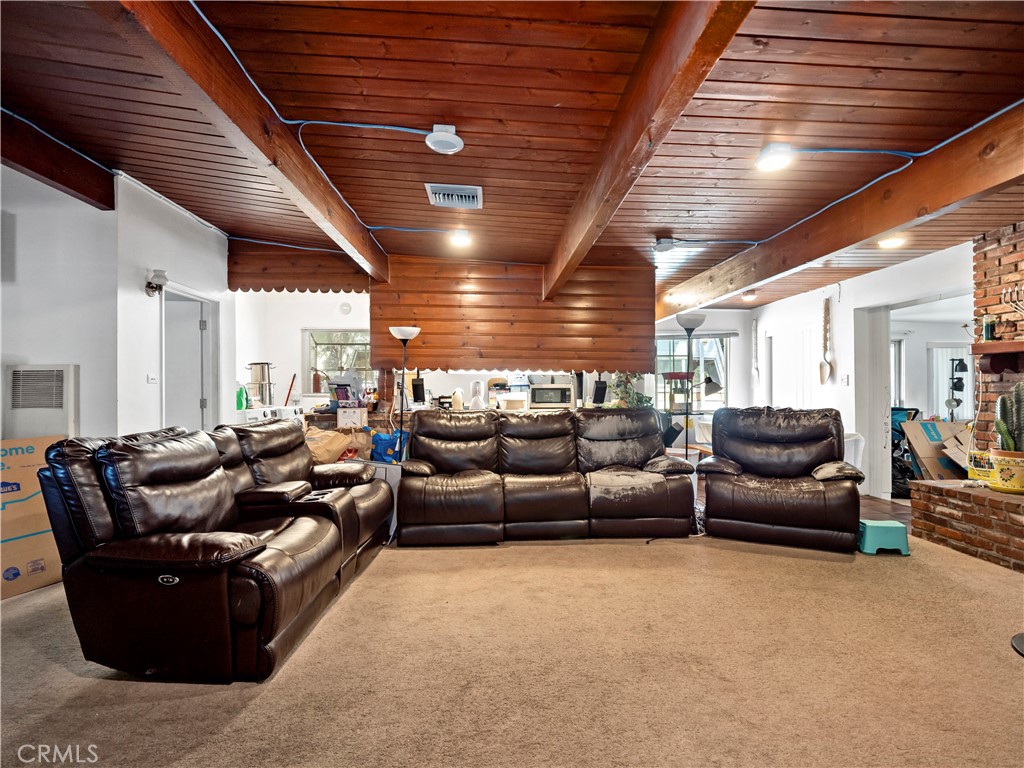 9281 Dorrington Property Photo 7