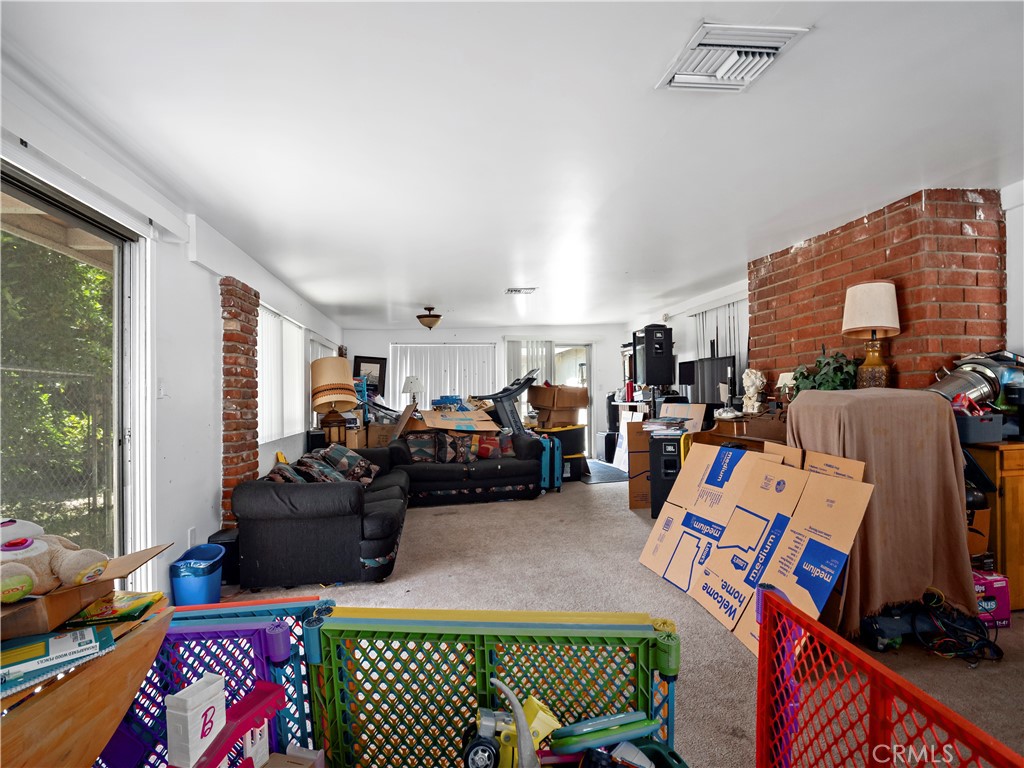 9281 Dorrington Property Photo 15
