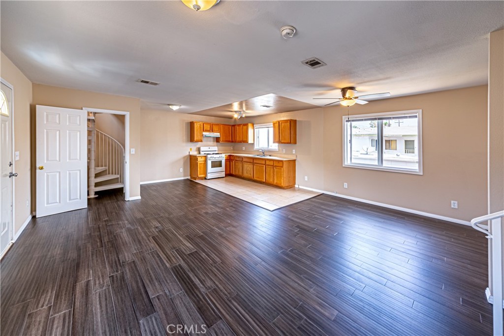 1125 Linden Avenue Property Photo 12