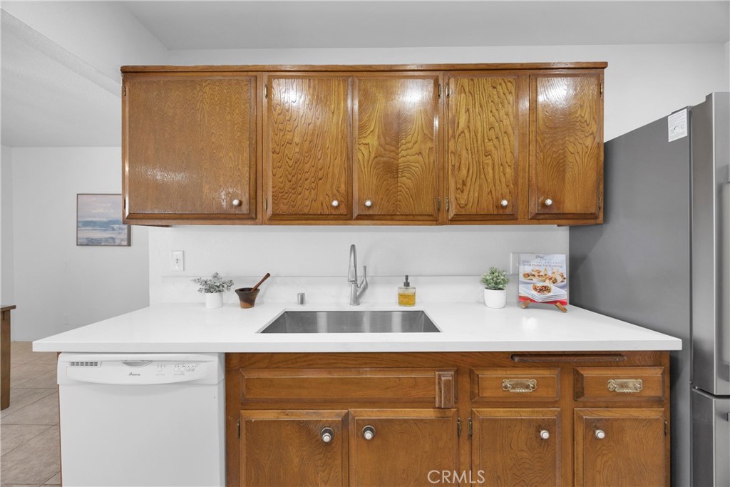 8350 E Blithedale Property Photo 15