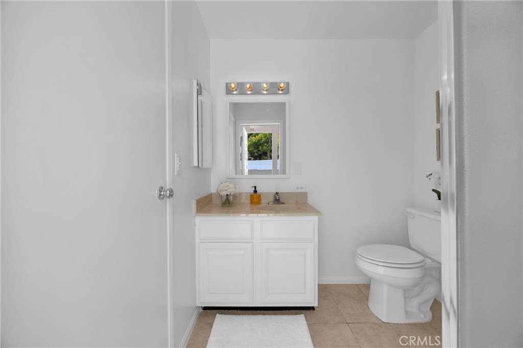 8350 E Blithedale Property Photo 31