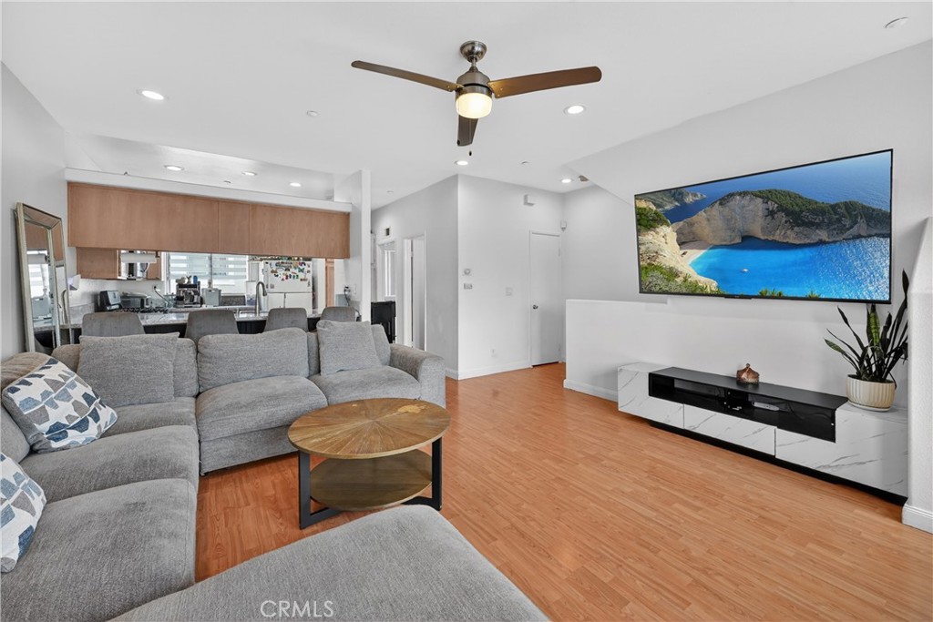 7463 Western Bay Property Photo 4