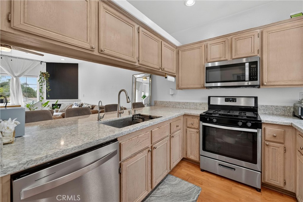 7463 Western Bay Property Photo 6