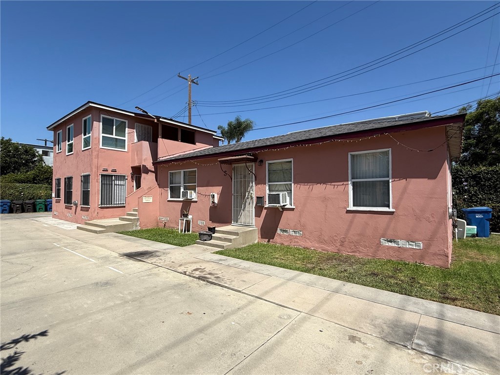 1111 Walnut Property Photo 1