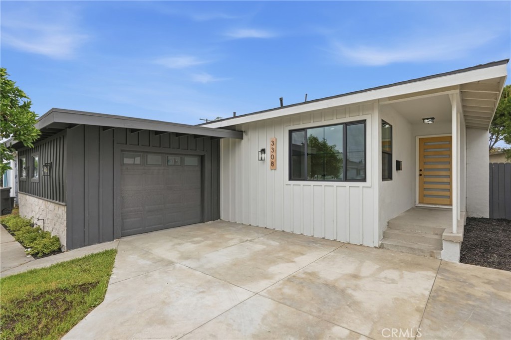 3308 Faust Property Photo 3