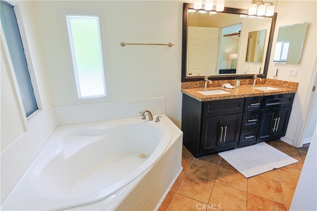 23301 Ridge Route 207 Property Photo 27