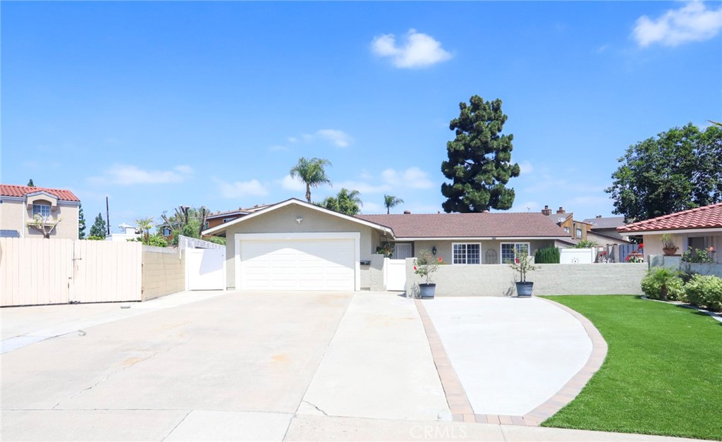 10181 Morningside Drive Property Photo 1