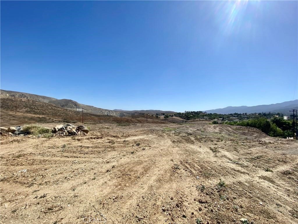 19217 Ferrer Property Photo 4