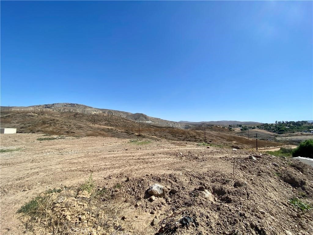 19217 Ferrer Property Photo 5