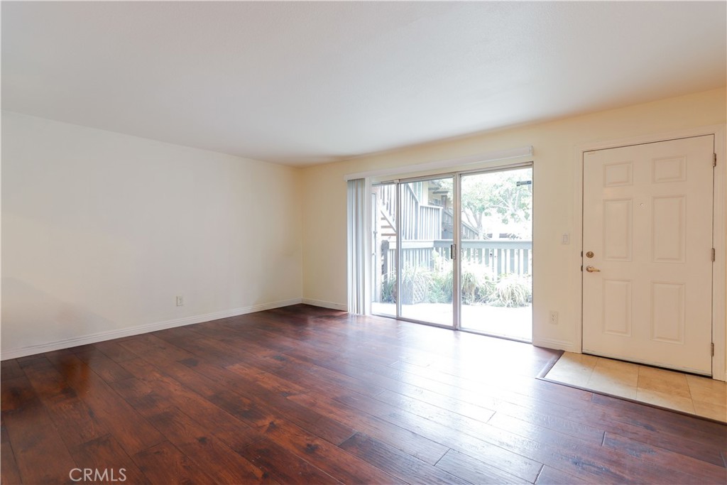 23310 Marigold U-103 Property Photo 5