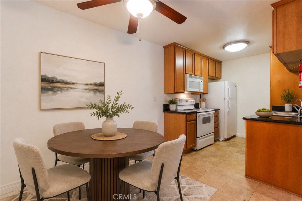 23310 Marigold U-103 Property Photo 6