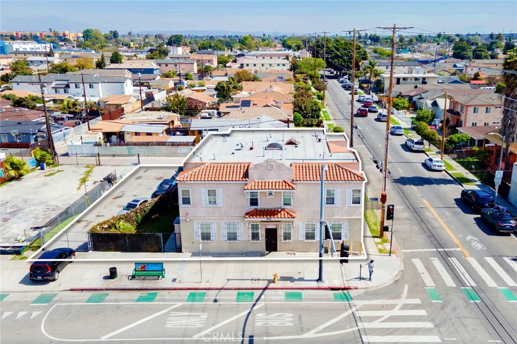 9124 S Broadway Property Photo