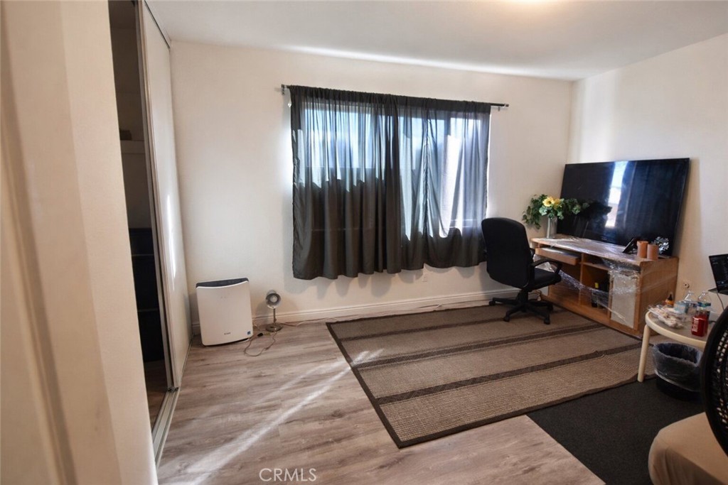 1001 E Grant F4 Property Photo 3