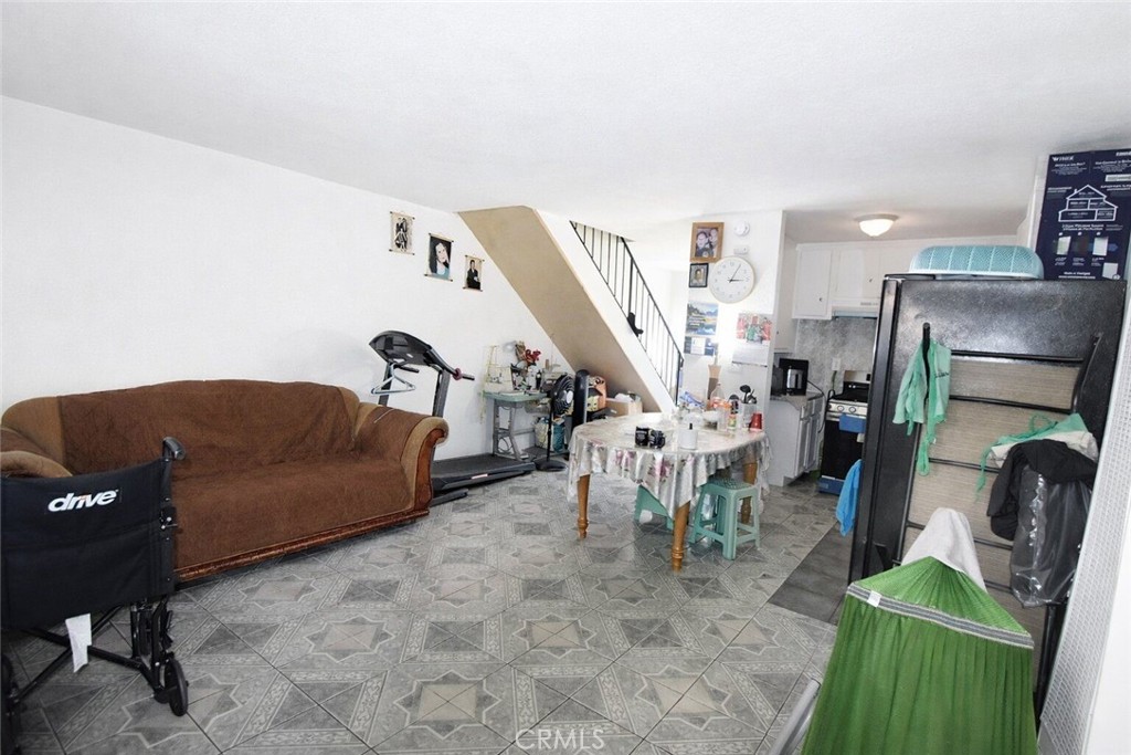 1001 E Grant F4 Property Photo 6