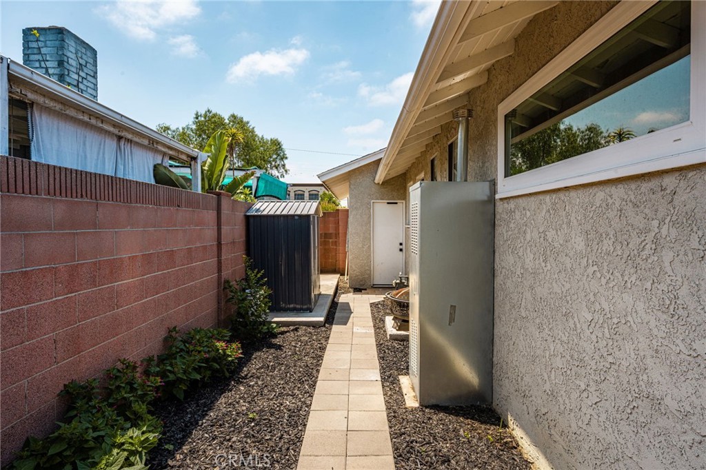 6975 San Bernardo Circle Property Photo 22