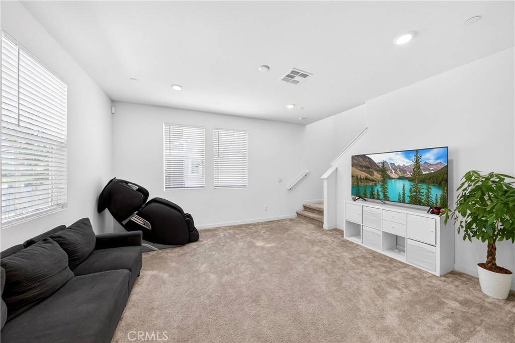 3662 S Basanite Property Photo 5
