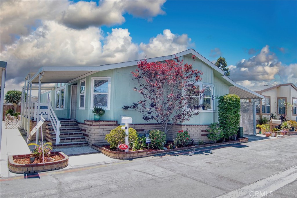 16444 Bolsa Chica Avenue 74 Property Photo 2