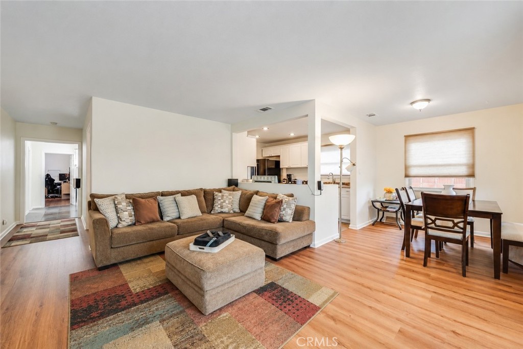 4557 Albury Property Photo 3