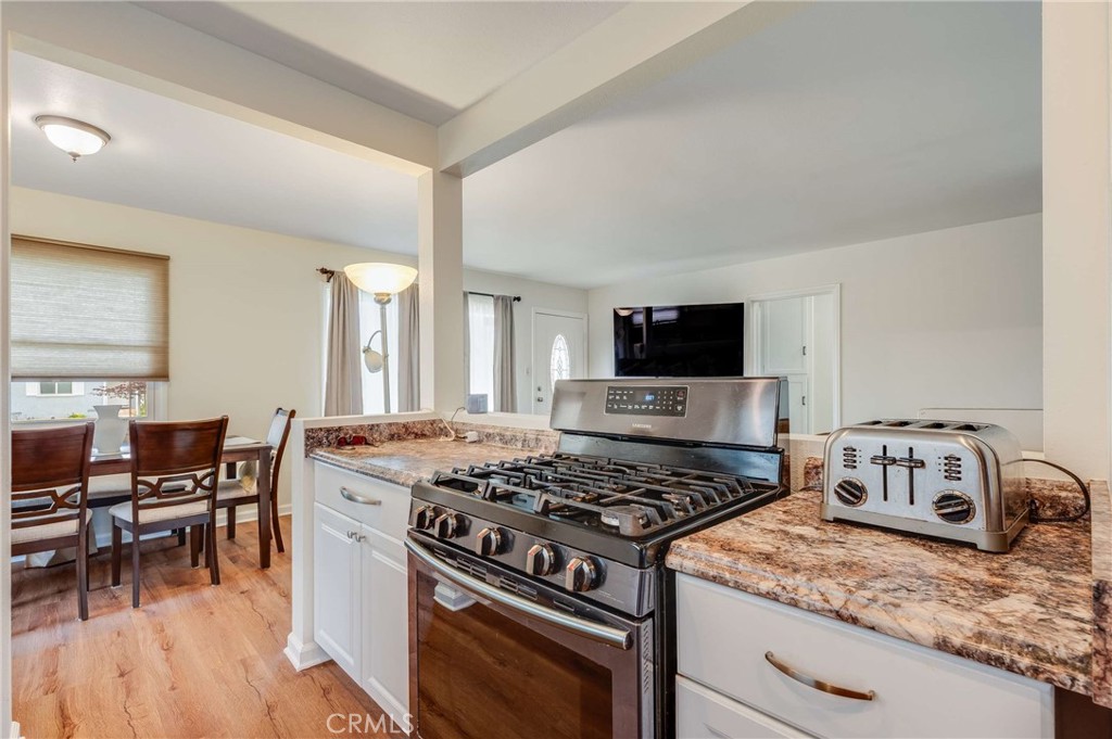 4557 Albury Property Photo 8