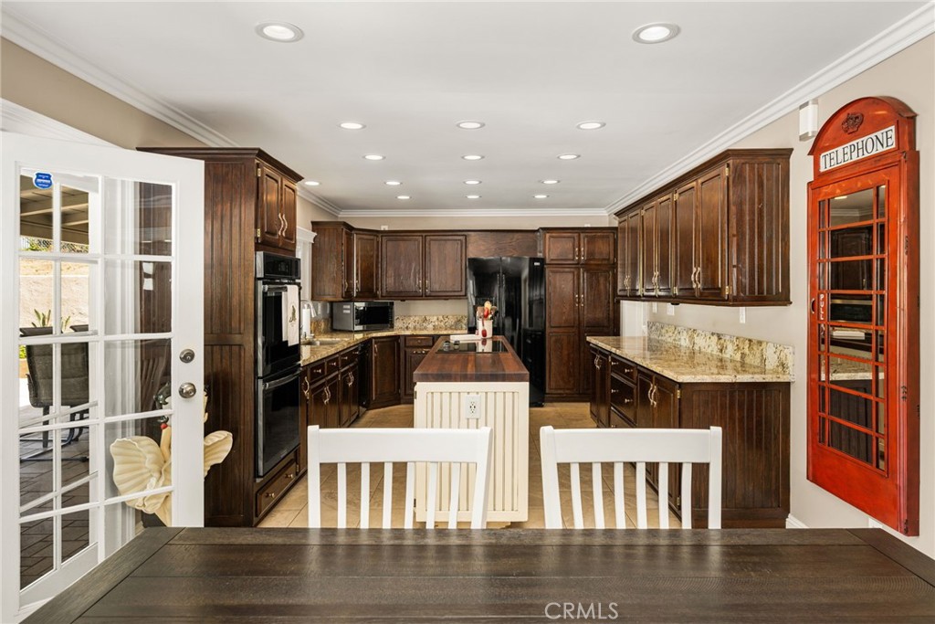 5642 Mountain View Avenue Property Photo 15