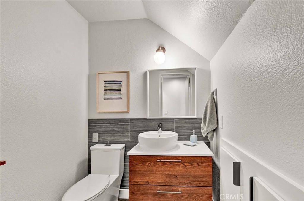 2342 Aspen Street Property Photo 9