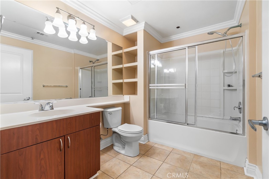 1801 E Katella 4036 Property Photo 13