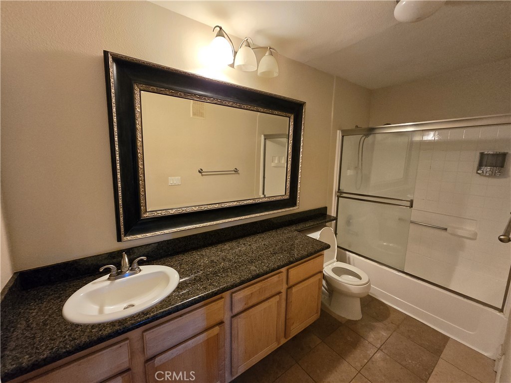 2275 Del Mar Way 106 Property Photo 2