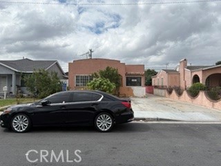 2728 Grand Property Photo 3