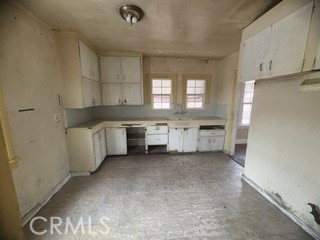 2728 Grand Property Photo 12