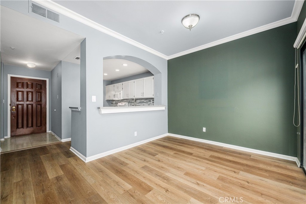 425 E Ocean 440 Property Photo 20