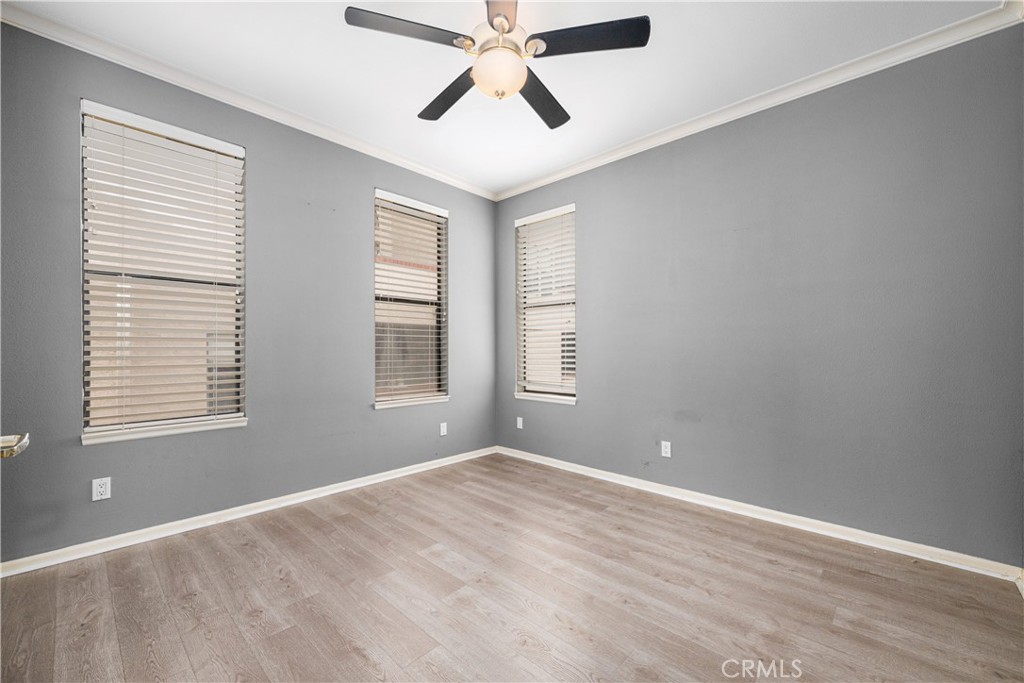 425 E Ocean 440 Property Photo 29
