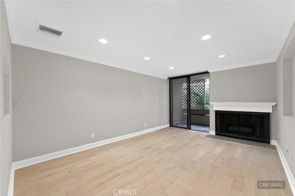 750 N Kings 114 Property Photo 12