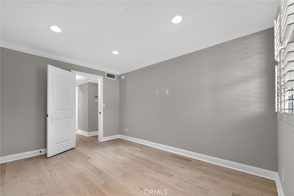 750 N Kings 114 Property Photo 13